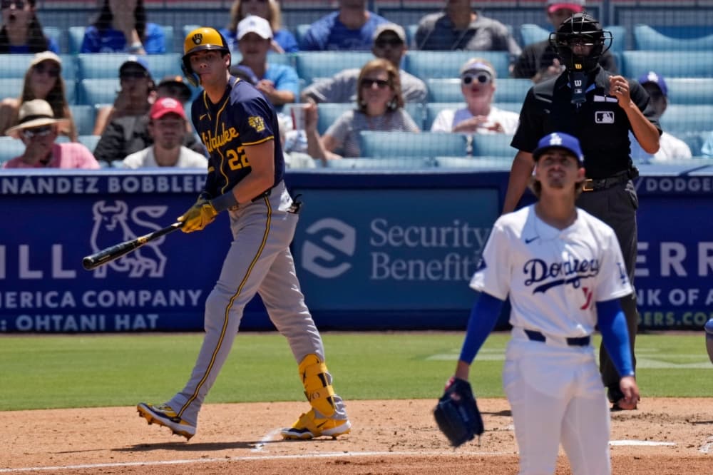 Brewers Outfielder Christian Yelich Hopes to Avoid Surgery in Recovery from Back Injury