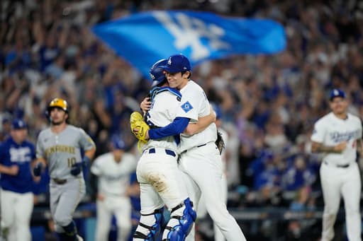 Blue Jays and Dodgers meet to start the World Series