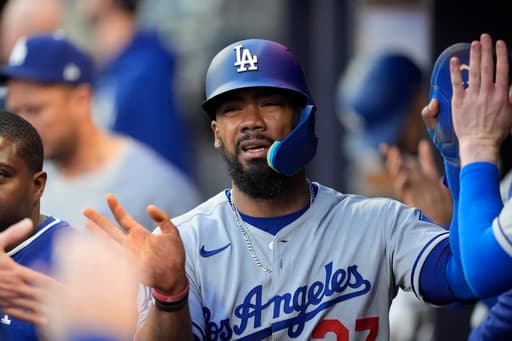Dodgers place outfielder Teoscar Hernandez on 10-day injured list
