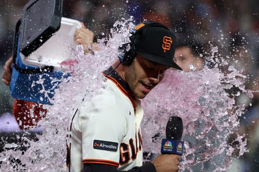 McCray’s 2-run homer leads the Giants to a 3-0 win over the Brewers