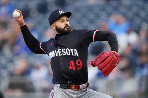 Twins ace Pablo López left game against Royals in 5th inning with right hamstring tightness