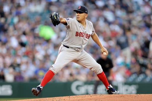Red Sox left-hander Ranger Suarez loses no-hit bid in 7th inning against Mariners