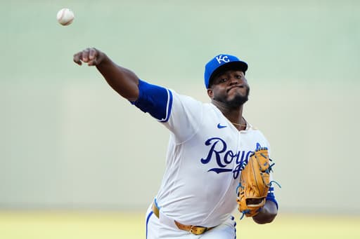 Avila and Loftin power the Royals to a 3-2 win over the Giants
