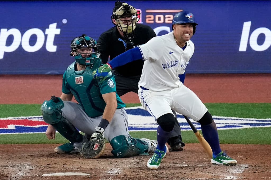 George Springer in Toronto’s lineup for Game 6 of ALCS, two days after hit on knee by 95.6 mph pitch