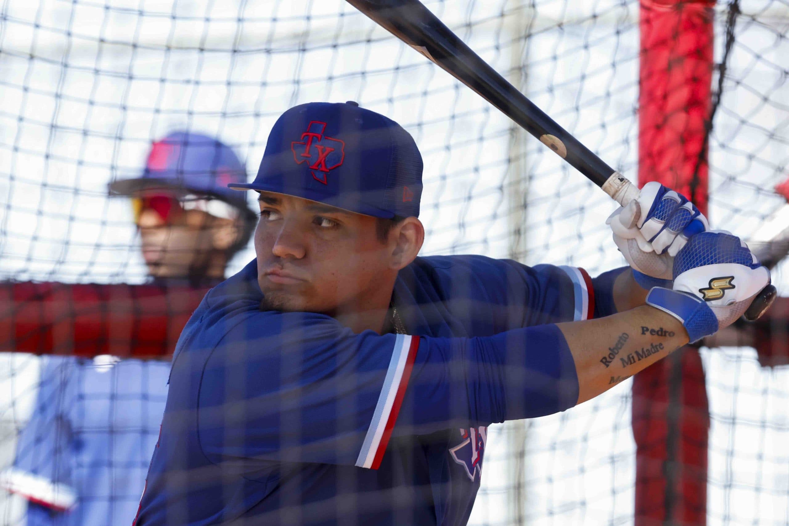 Texas Rangers’ Prospect Alejandro Osuna Has Five-Hit Game in AFL