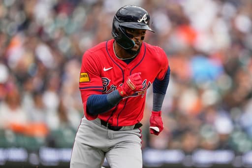 Versatile infielder/outfielder Willi Castro and Rockies agree to 2-year deal, AP source says