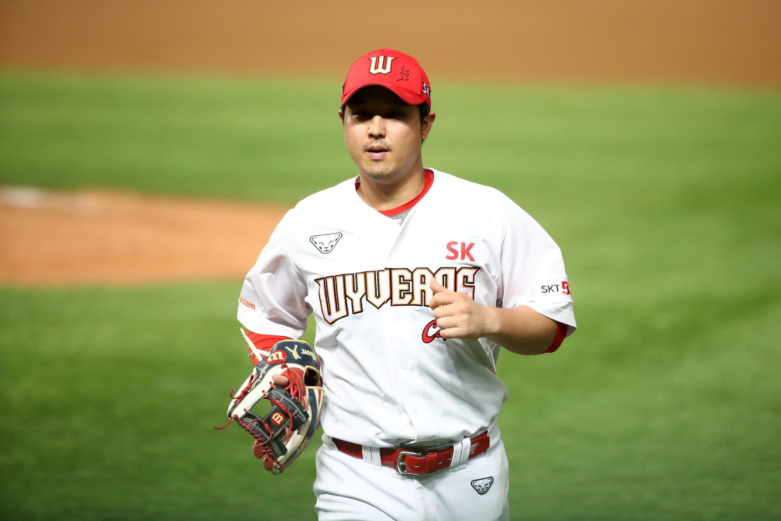KBO: SSG Landers Re-sign Choi Jeong  