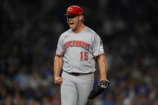 Friedl hits a tiebreaking single in the 7th inning as the Reds edge the Cubs 3-2