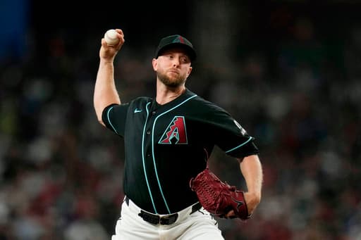 Kelly is sharp after 3 straight shaky outings as the Diamondbacks beat the Mets 2-1
