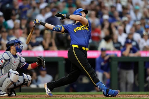 Cal Raleigh hits 42nd HR, Cole Young also goes deep as Mariners beat Rangers 6-0