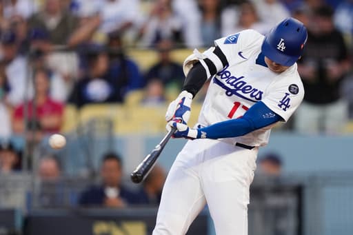 Ohtani homers to lead off Dodgers’ NL Wild Card opener