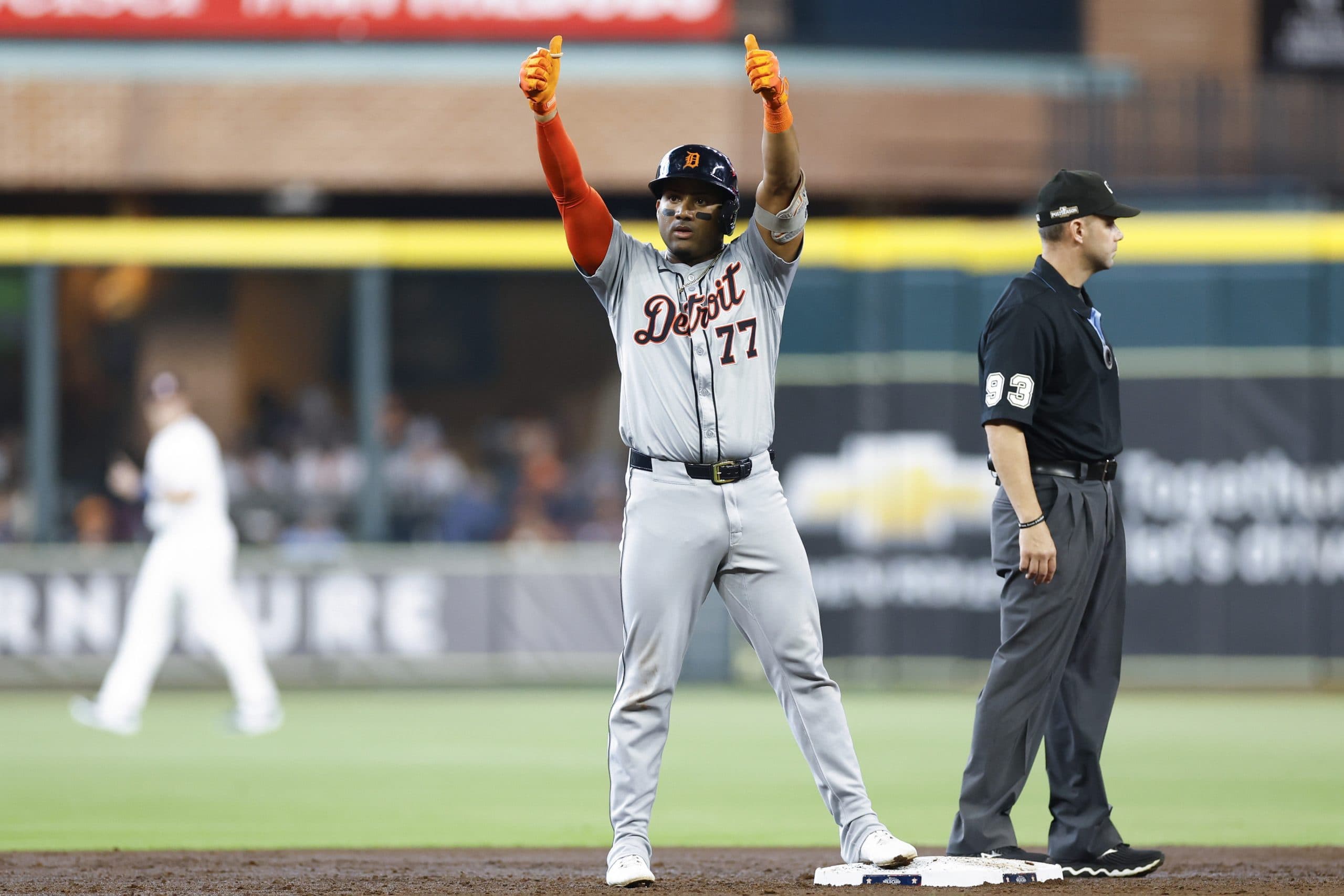 Tigers Beat Astros 5-2 for AL Wild Card Series Sweep
