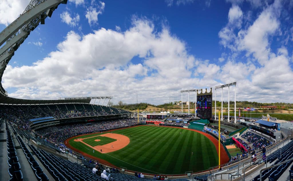 Twin Brothers Sign With Kansas City Royals
