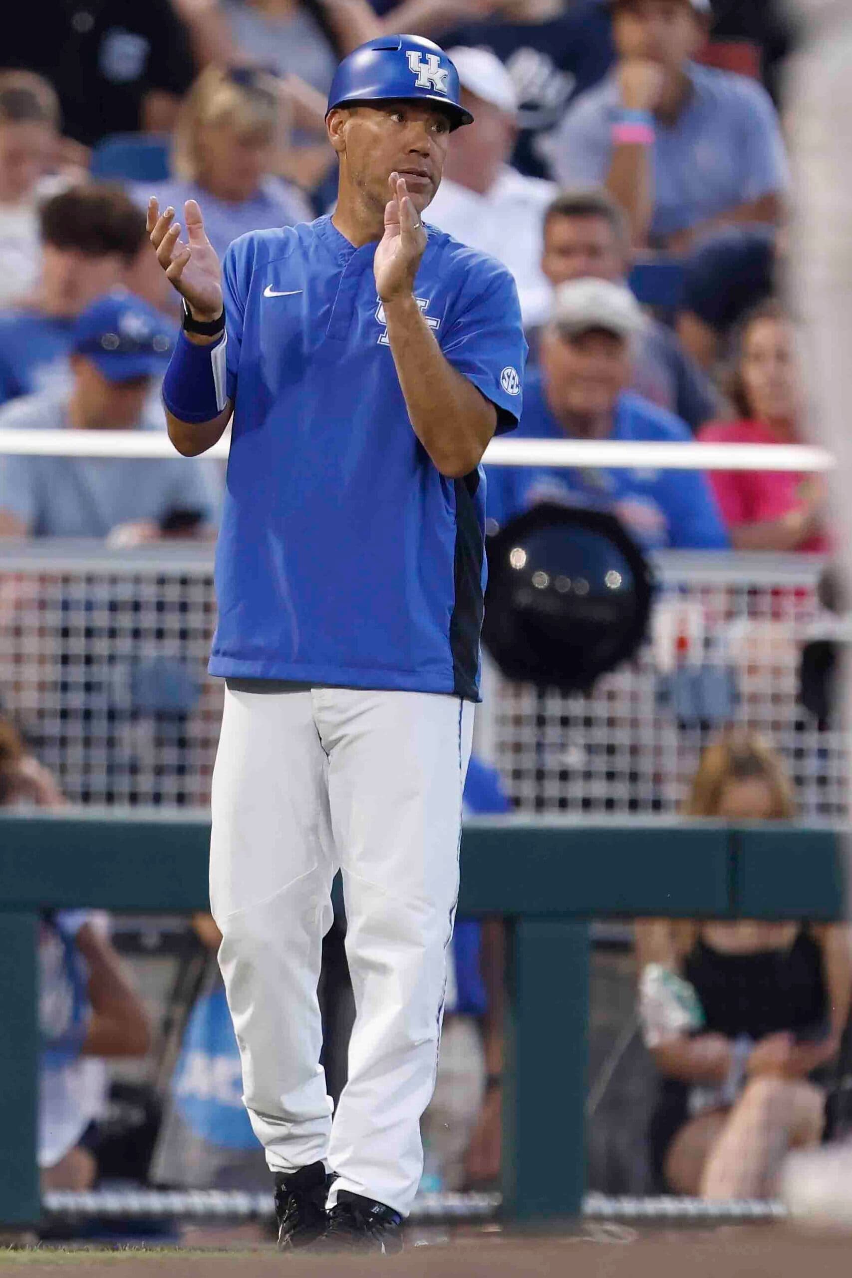 Kentucky Wildcats Sweep Alabama on SEC Opening Weekend, 18-2 Start to the Season