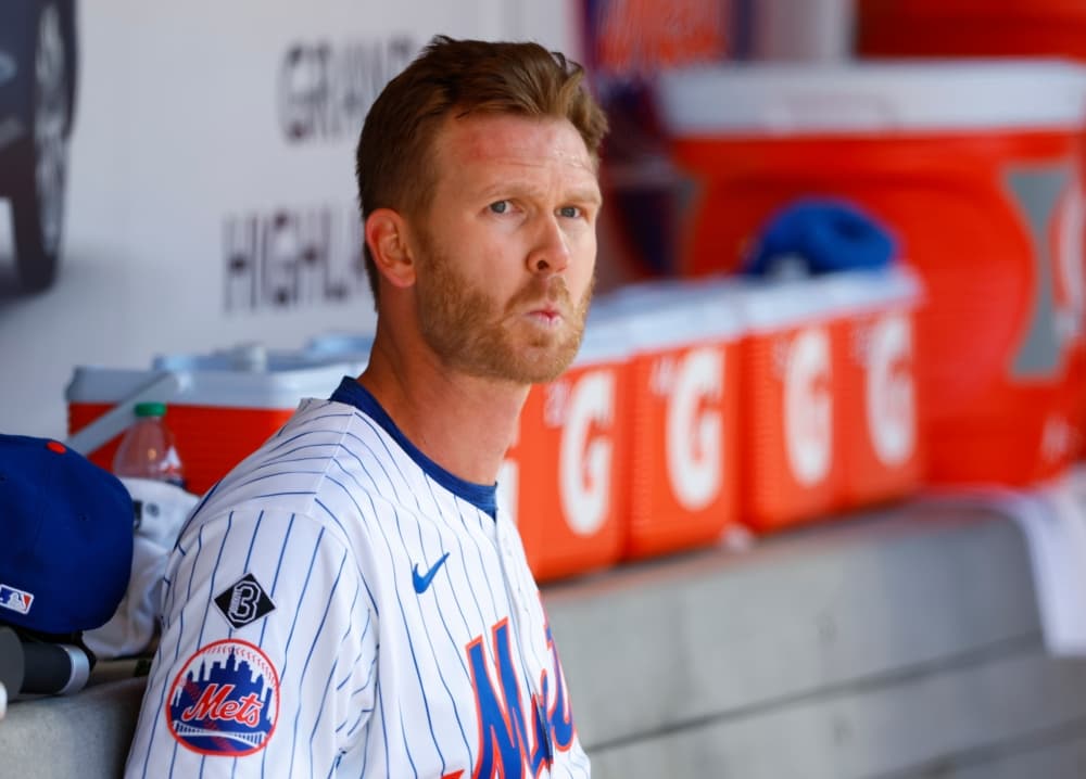 Twins reacquire reliever Michael Tonkin in deal with Mets to aid injury-depleted bullpen