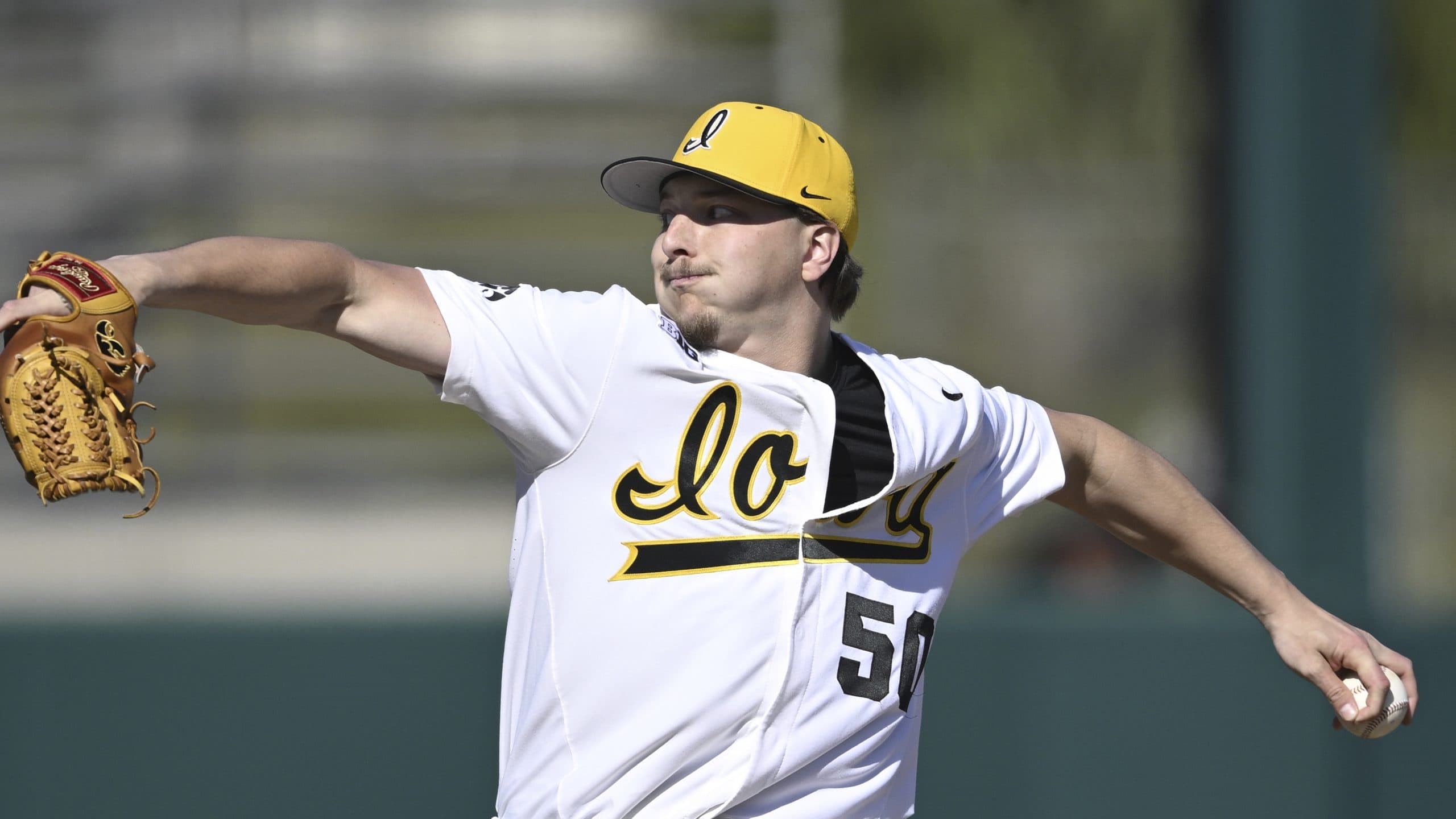 Iowa Hawkeyes Continue to Thrive in Big Ten Play