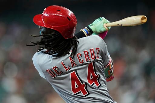 Reds score 10 runs in first inning of 13-9 win over Astros