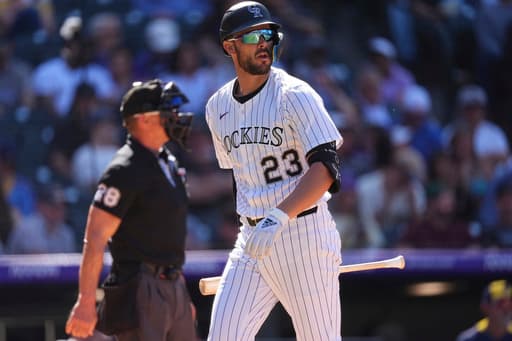 Kris Bryant struggles as he deals with chronic back injury