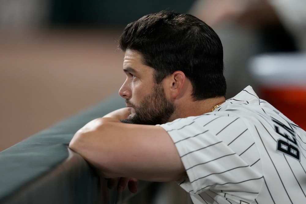 White Sox add to their indignities by setting franchise record with 107th loss