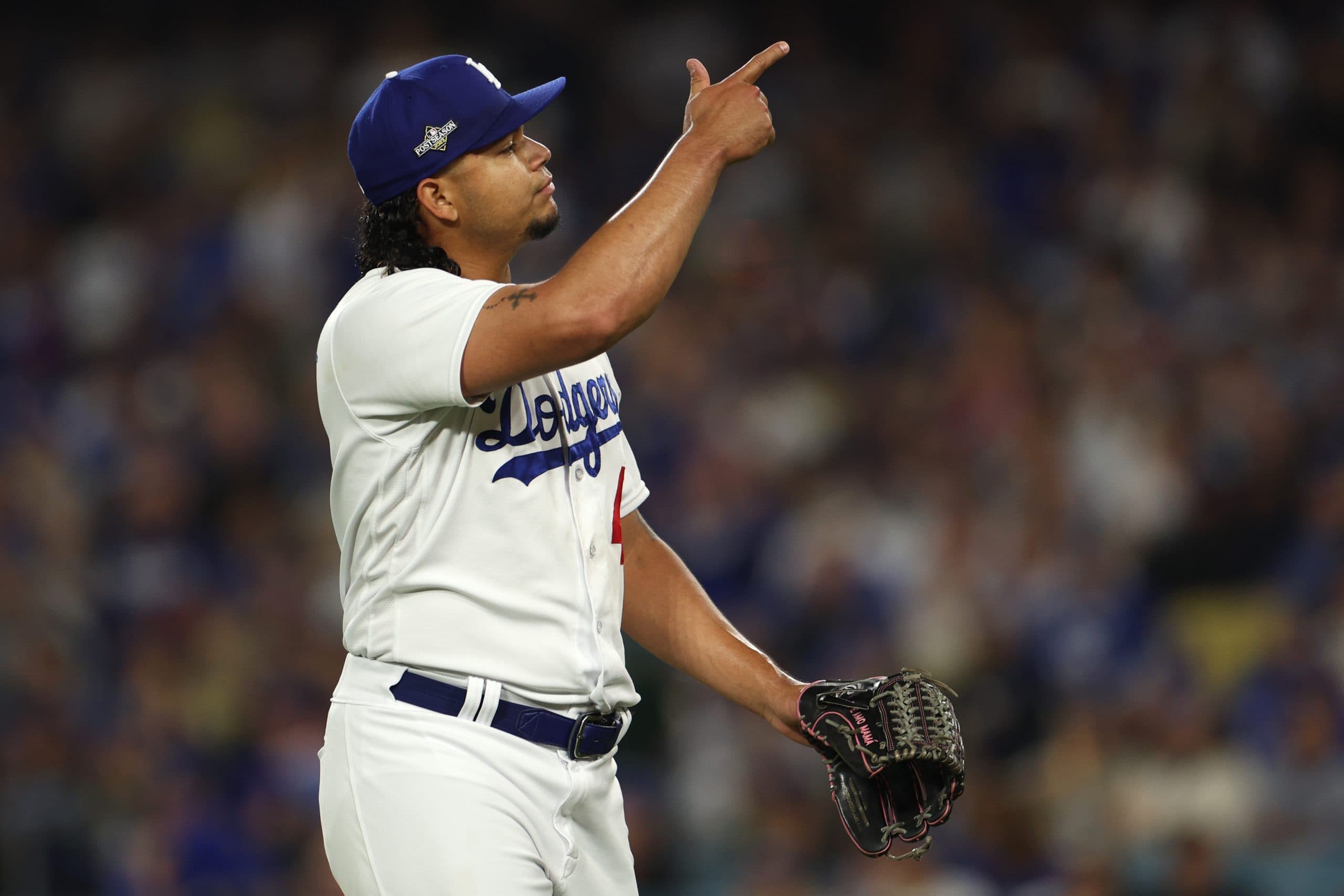 Los Angeles Dodgers Shut Down Venezuelan RHP Brusdar Graterol