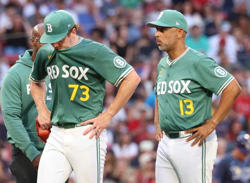 Red Sox starter Hunter Dobbins leaves game vs. Tampa Bay due to right knee pain after put-out