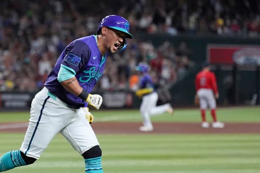 Carroll hits 30th home run. Ildemaro Vargas  and Diamondbacks pull away late to beat Red Sox 10-5