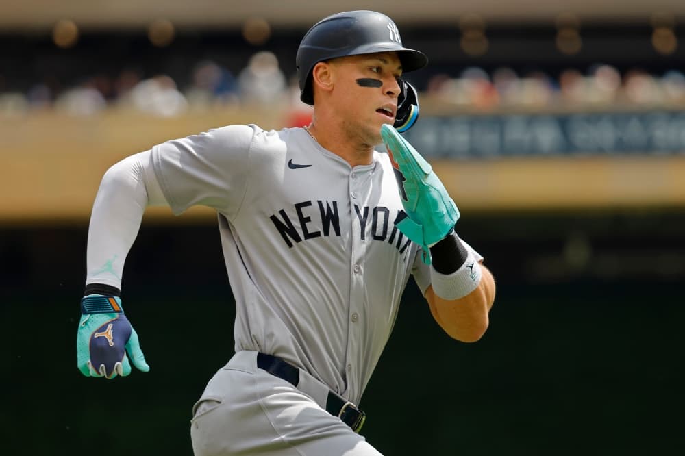 At Aaron Judge’s urging, the Yankees have gone retro with their road jerseys