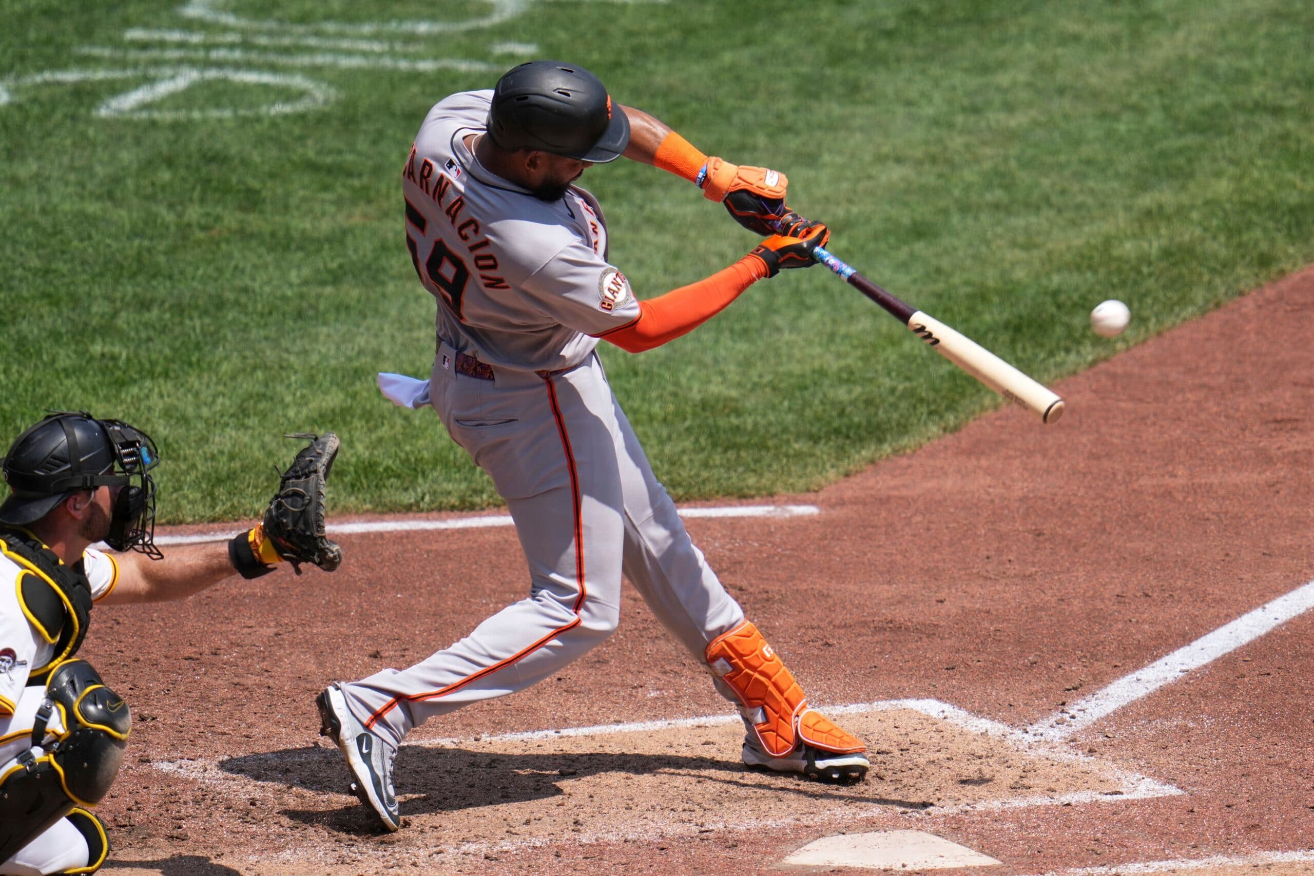 Giants Lose Dominican Slugger Jerar Encarnación to Hamstring Injury