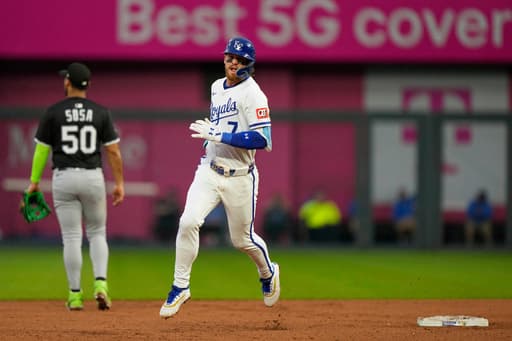 Witt and Wacha lead Royals to 2-1 victory over White Sox