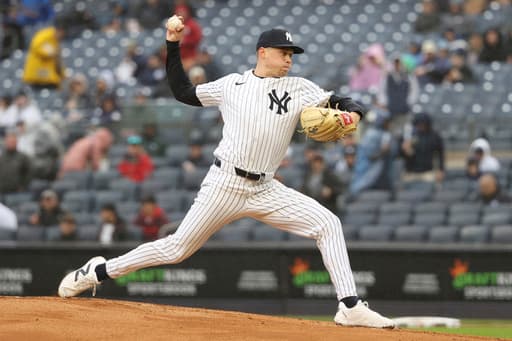Warren earns first career win and Bellinger hits go-ahead single as Yanks beat Giants 8-4