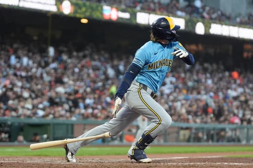 Brice Turang paces Brewers offense in 8-2 win over Giants