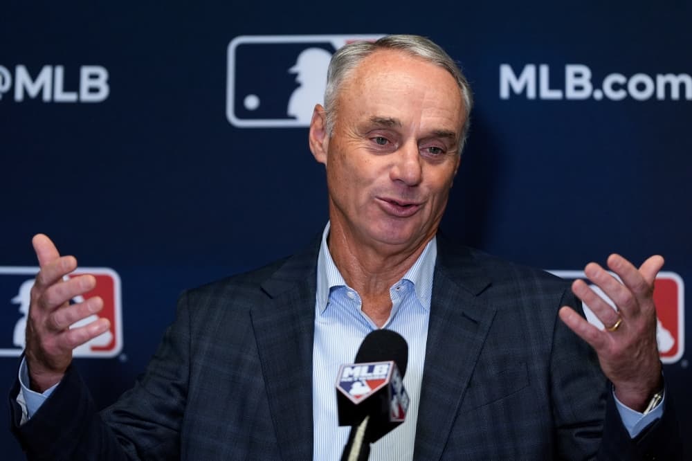 MLB says robot home plate umpires unlikely for 2025