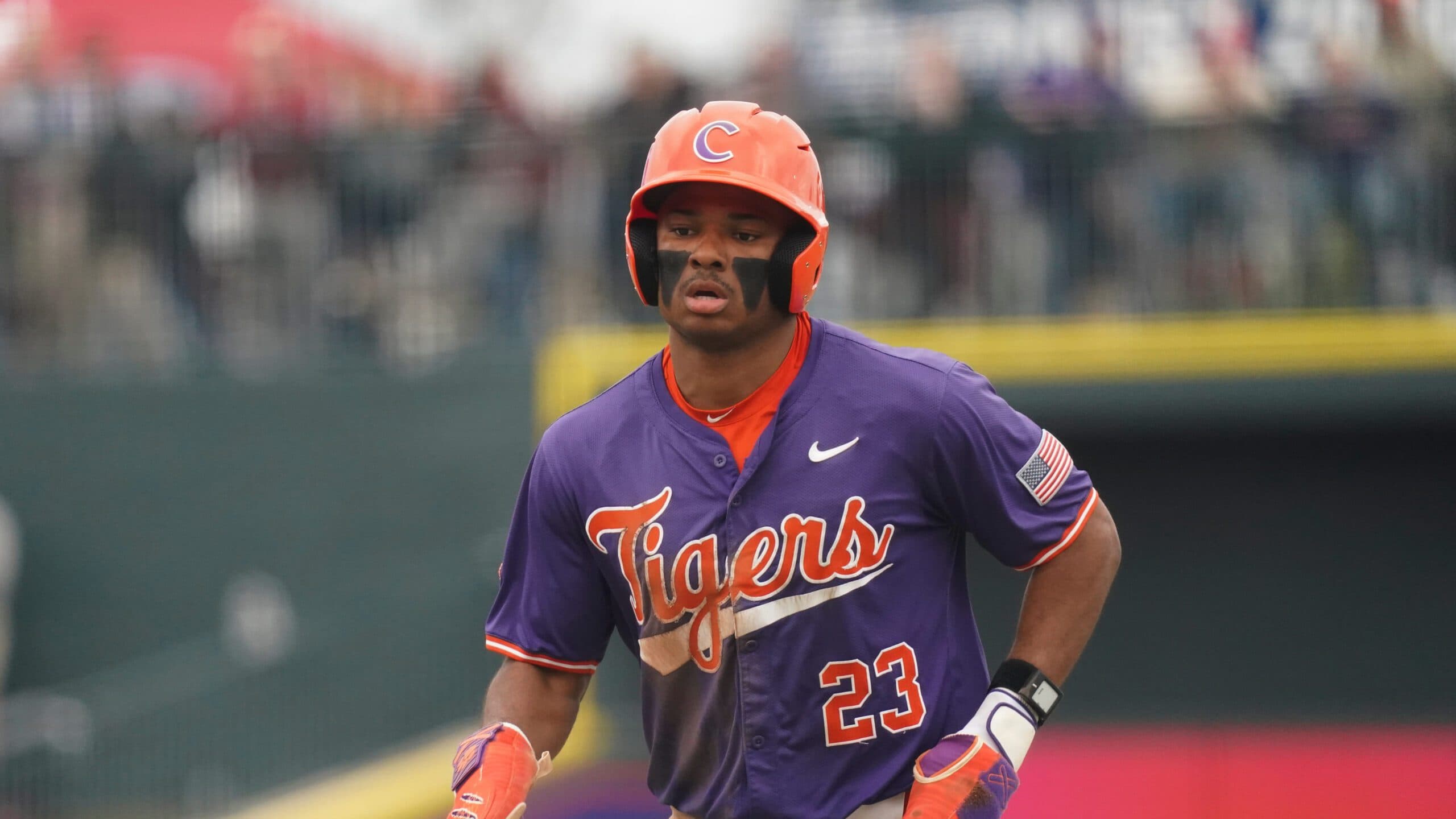 Clemson’s Jarren Purify Out Multiple Weeks with a Fractured Finger