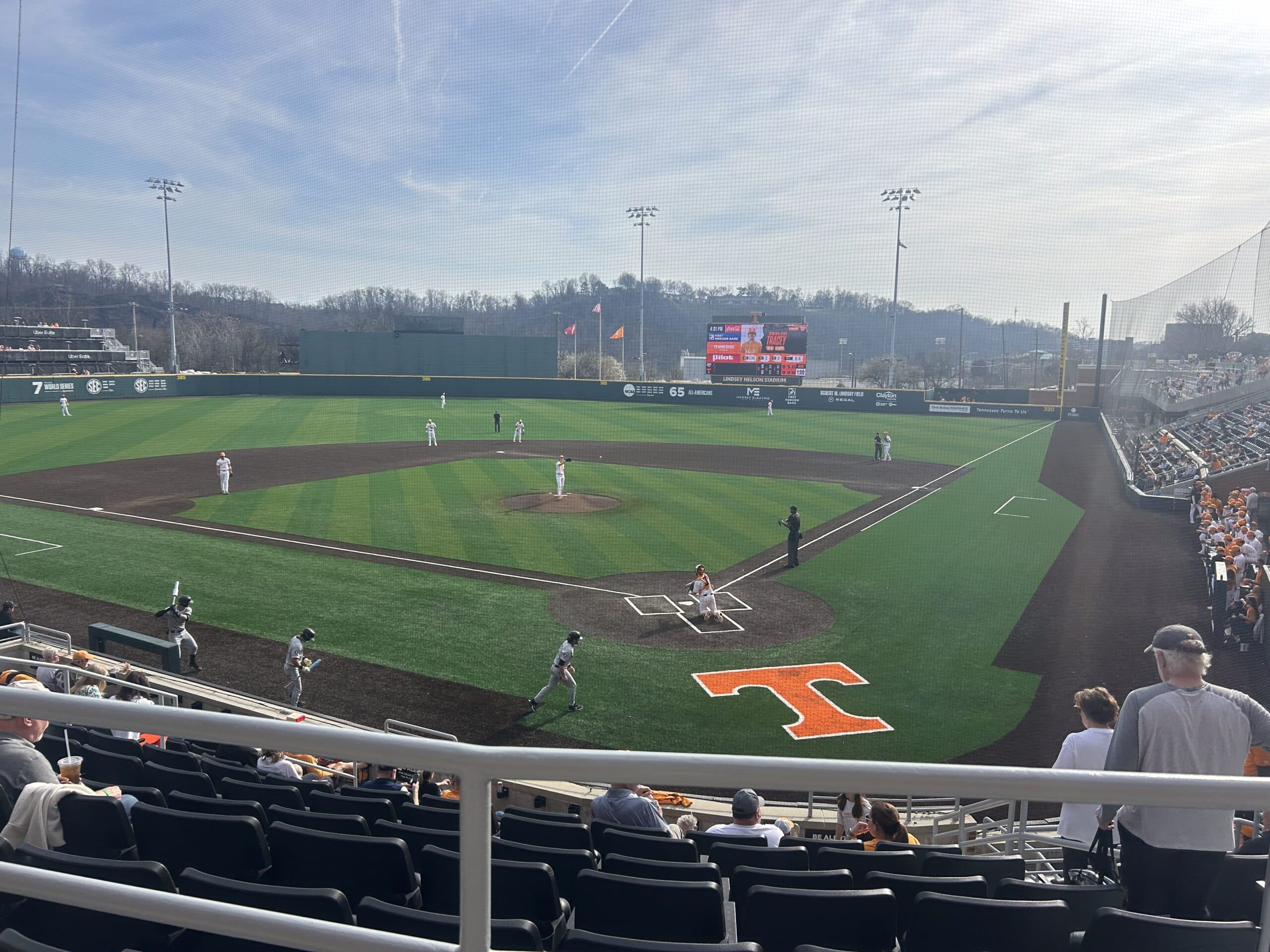 Tennessee Takes Down Oakland 11-2, Wins 10th Game of the Season