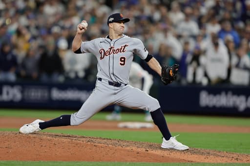 Flaherty, Bieber exercise options for 2026 as 9 more players become free agents, raise total to 162