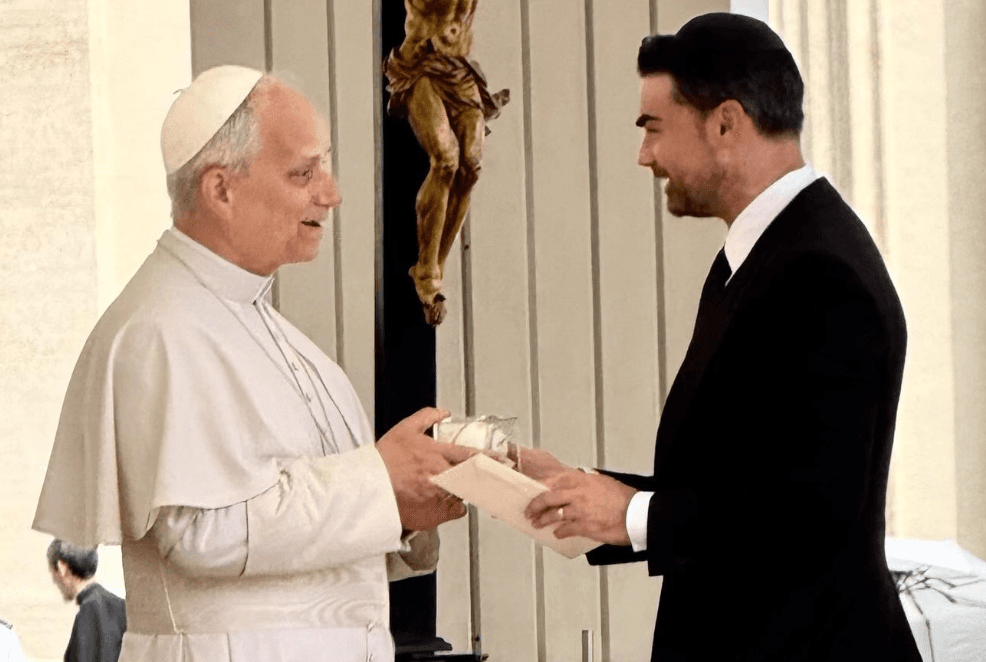 Ben Shapiro Gifts Pope Leo 2005 White Sox World Series Signed Ball
