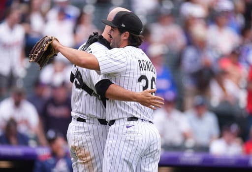 Rockies end 8-game losing streak, beat Sale and Braves