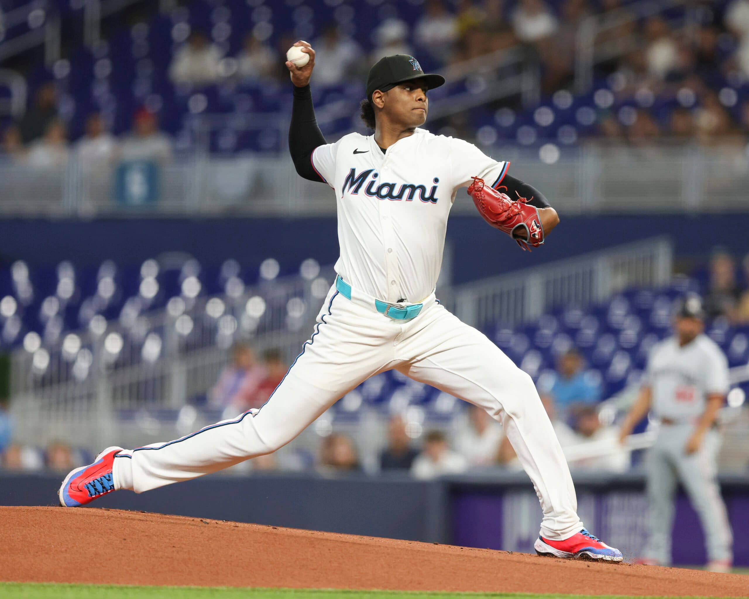 Ed Cabrera Desires to Pitch for Dominican Republic in 2026 World Baseball Classic