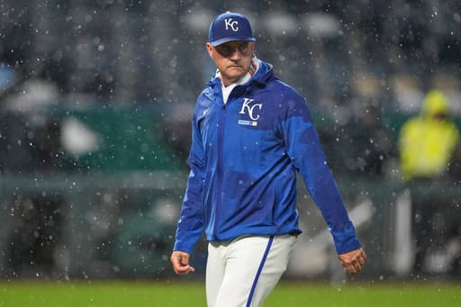 Royals manager Matt Quatraro ejected after top of first inning in game against the Yankees