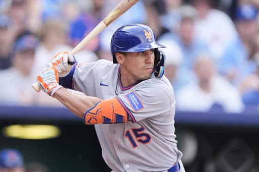 Mets sign OF Tyrone Taylor to $3.8 million, 1-year deal and cut 3 relievers loose