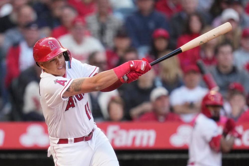 Infielder Gio Urshela and the Detroit Tigers agree to $1.5 million, 1-year contract