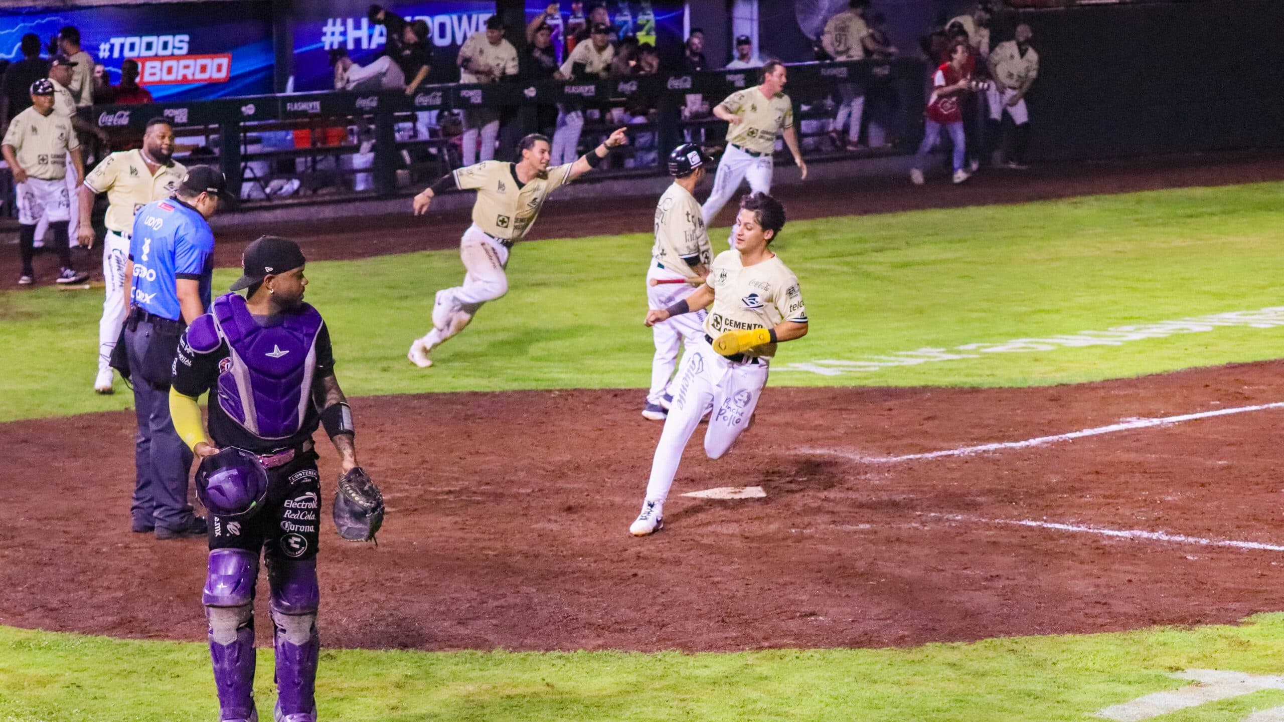 Liga Mexicana de Beisbol Roundup: Campeche Clinches Playoff Spot, 11-inning Win Puts Piratas Closer to Home Playoff Berth