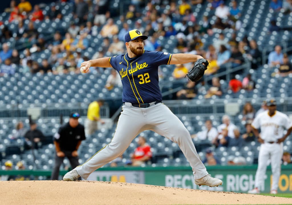 Brewers trade RHP Aaron Civale to the White Sox for 1B Andrew Vaughn