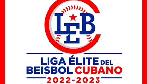 Cuba: Agricultores Stay Alive with 19-5 Win