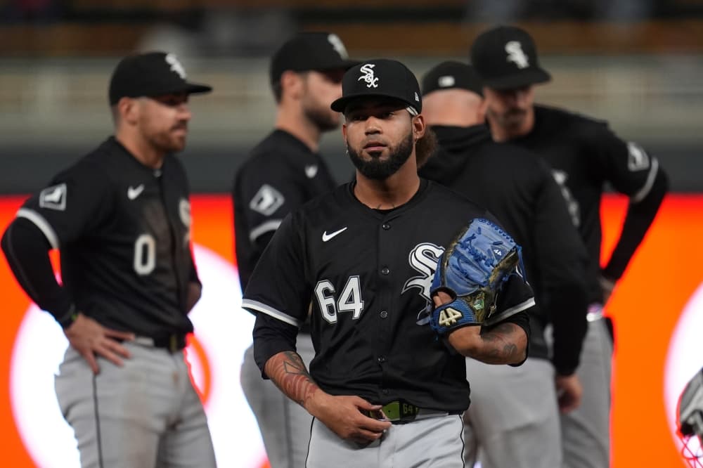 White Sox outright reliever Deivi García to Triple-A Charlotte