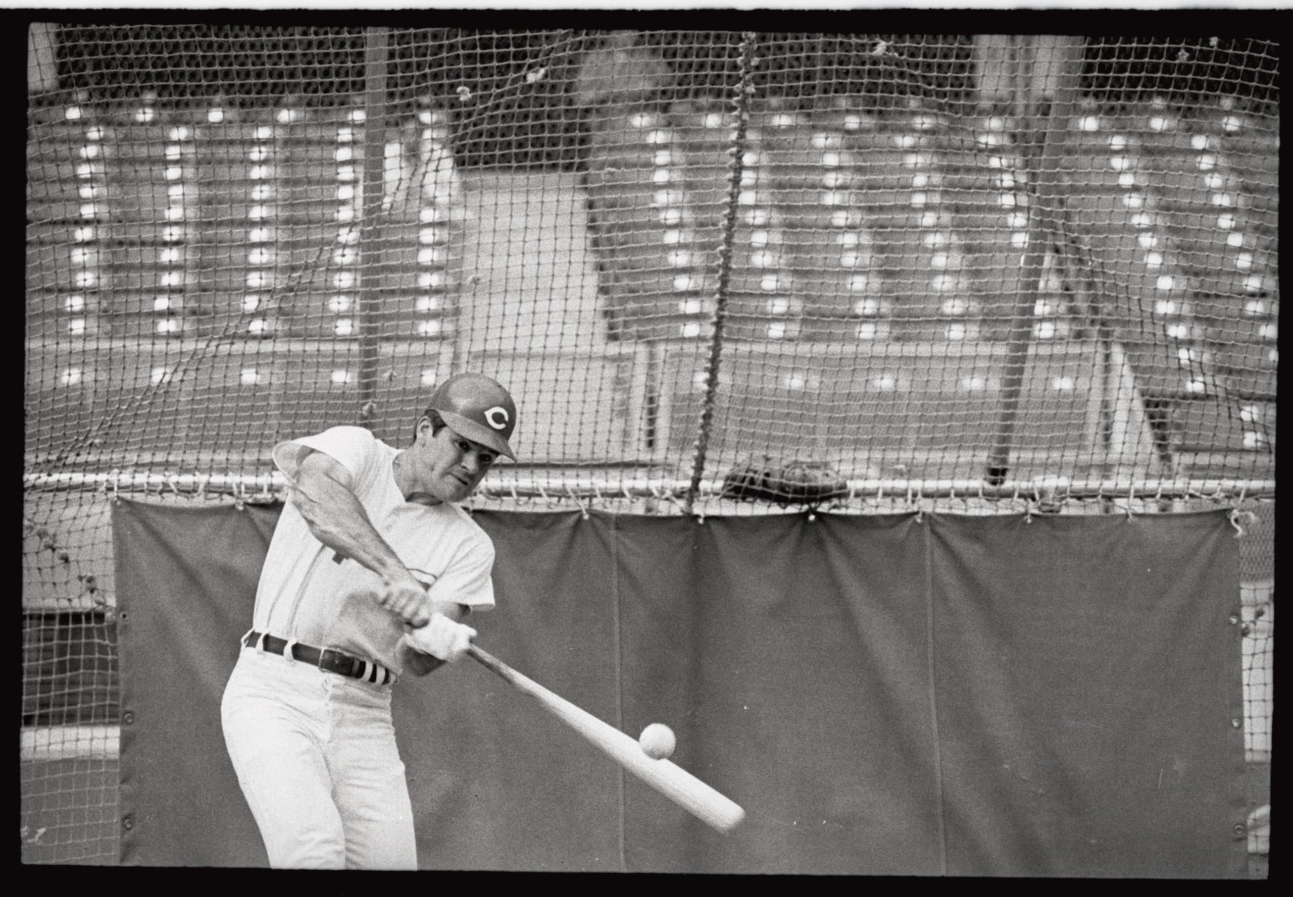 This Date in Baseball – Pete Rose Becomes the All-Time Hit Leader, 4,192, Breaking Ty Cobb’s Record