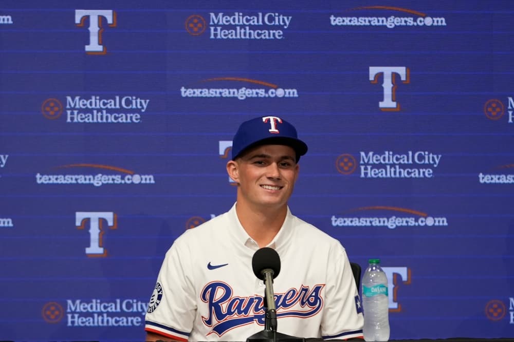 Rangers sign their first 17 draft picks, including first-rounder Malcolm Moore from Stanford