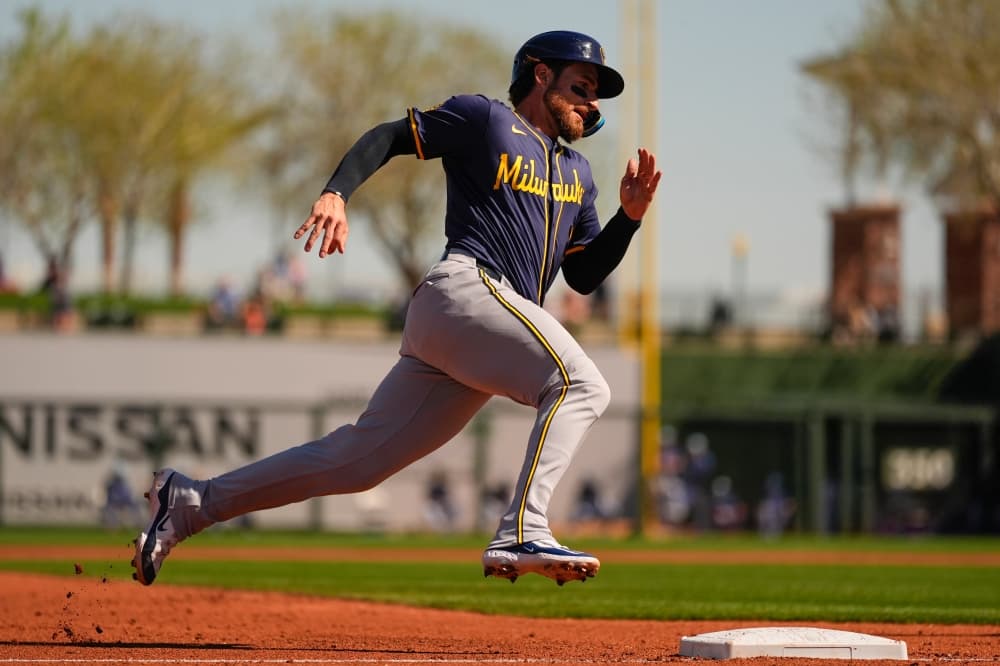 Brewers designate C Eric Haase for assignment, recall IF Oliver Dunn as they finalize their roster