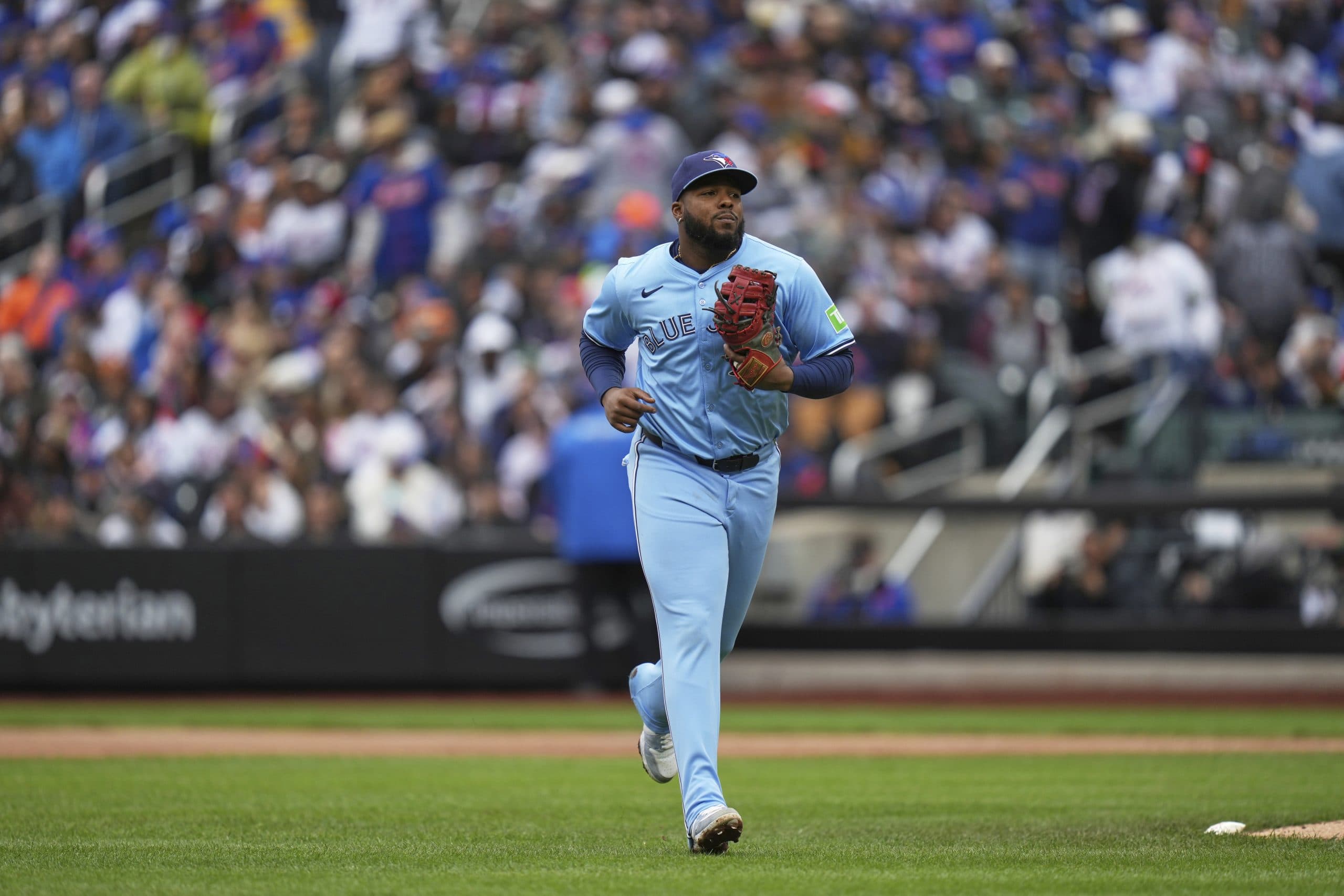 Vladimir Guerrero Jr. Salaries Front-Loaded in $500 Million, 14-year Contract with Blue Jays
