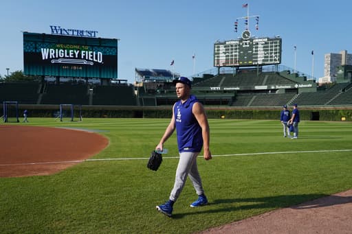 Baseball’s trade deadline: The Dodgers (and Red Sox?!) are going for it. Is anybody else?